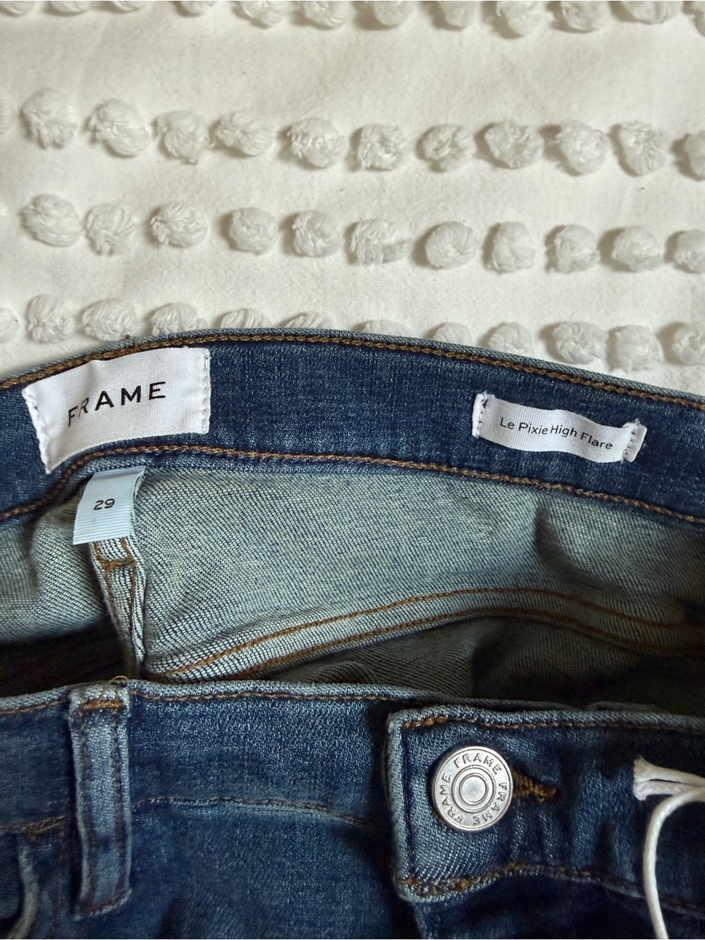 FRAME Le Pixie 29 Mid-Rise Dark Blue Flare Jeans - Picture 4 of 4